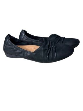 Clarks Women’s Rena Way Black Flats. Size 10 W